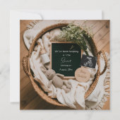 Bewerkbare boho neutrale zwangerschapsaankondiging kaart (Voorkant)