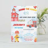 Bewerkbare brandweerwagen uitnodigingen (Staand voorkant)