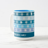 Bewerkbare Christmas Snowflakes Two-Tone Coffee Mo Tweekleurige Koffiemok (Voorkant links)