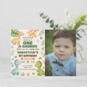 Bewerkbare Dino Party Uitnodigen met foto Feestdagenkaart (Staand voorkant)