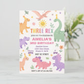 Bewerkbare dinopartij uitnodigen feestdagenkaart (Staand voorkant)