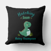 Bewerkbare Dinosaurus Baby Boy Shower Uitkomen Bin Kussen (Voorkant)