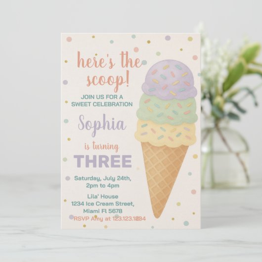 Bewerkbare Ice Cream verjaardagsuitnodiging Kaart (Staand voorkant)