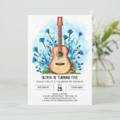 bewerkbare klassieke gitaar jongen verjaardag kaart (Staand voorkant)