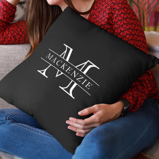 Bewerkbare kleuren Klassieke rand Naam Monogram Kussen (Creator heeft geüpload)