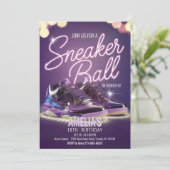 Bewerkbare Levendige Sneaker Ball Verjaardagsfeest Kaart (Staand voorkant)