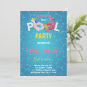 Bewerkbare Magische Tropische Zwempartij Uitnodige Kaart (Staand voorkant)