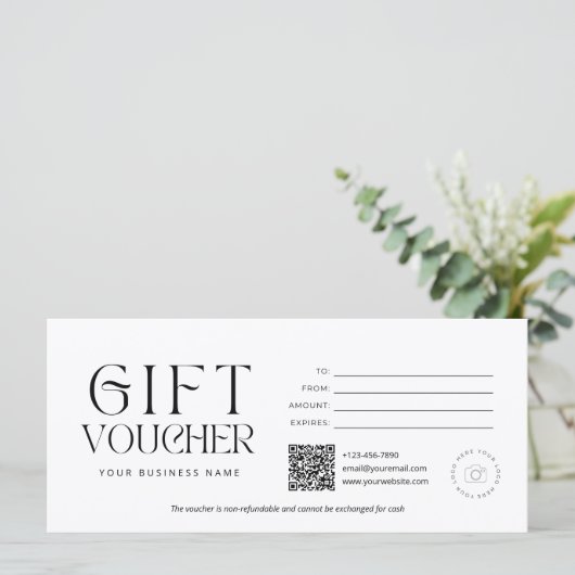 Bewerkbare moderne cadeaubon template (Staand voorkant)
