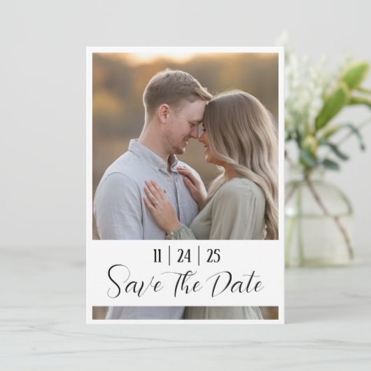 Bewerkbare moderne vet Bewaar de datum met grote f Save The Date (Staand voorkant)