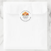Bewerkbare oranje sauzesticker met datum ronde sticker (Tas)
