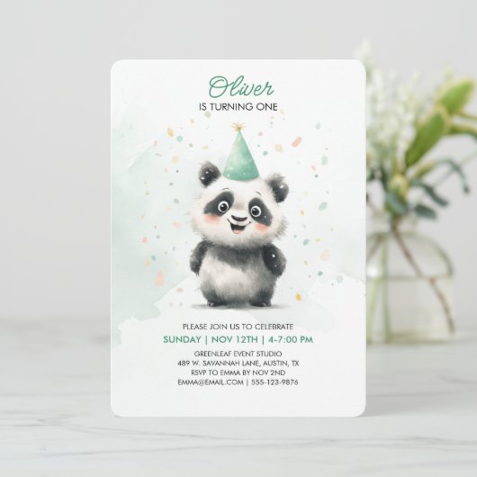 Bewerkbare Panda First Birthday Invitation Kaart (Staand voorkant)