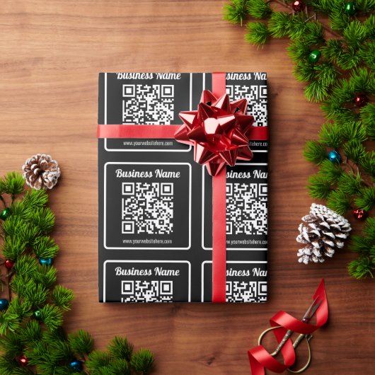 Bewerkbare QR-code & bedrijfsnaam | Zwart & Wit Cadeaupapier (Feestdagen Geschenken)