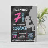 Bewerkbare Rock Girl klimmen verjaardagsfeestje Kaart (Staand voorkant)