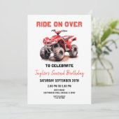 Bewerkbare rode ATV wieler fiets verjaardagsuitnod Kaart (Staand voorkant)