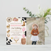 Bewerkbare Rodeo Cowgirl Verjaardag Fotouitnodigin Kaart (Staand voorkant)