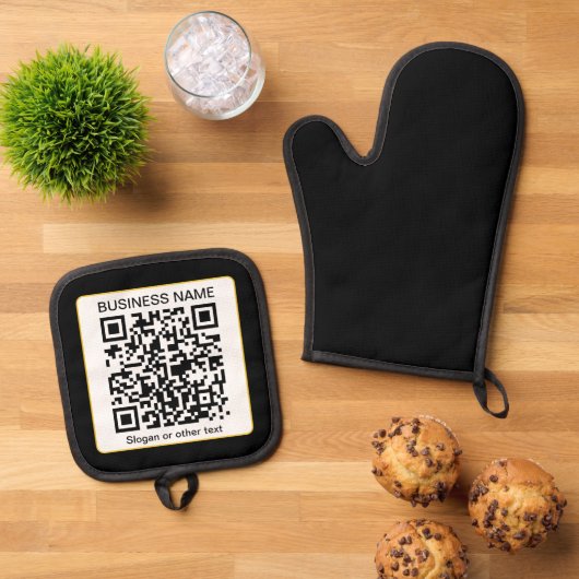 Bewerkbare, scanbare QR-code + uw bedrijfsnaam Ovenwant & Pannenlap Set (Top down)