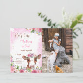 Bewerkbare Schattigee Koe Verjaardagsfotouitnodigi Kaart (Staand voorkant)