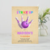 Bewerkbare Strike Party-uitnodiging voor jongens o Kaart (Staand voorkant)