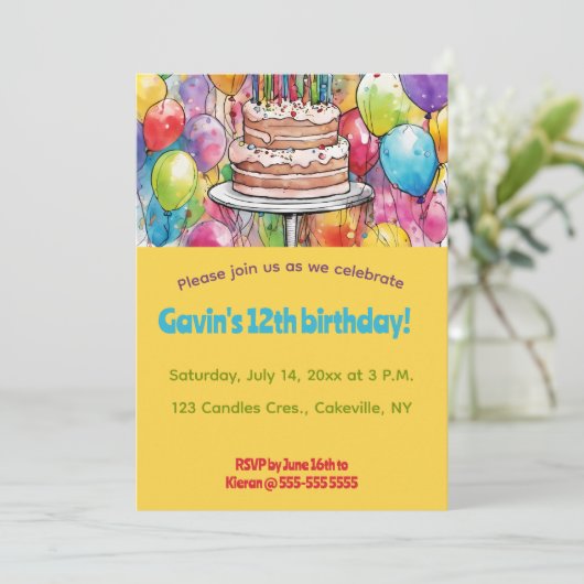 Bewerkbare taart en ballonnen Verjaardag Kaart (Staand voorkant)