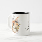 Bewerkbare Waterverf Flowers Schattigee Boho pompo Tweekleurige Koffiemok (Voorkant links)