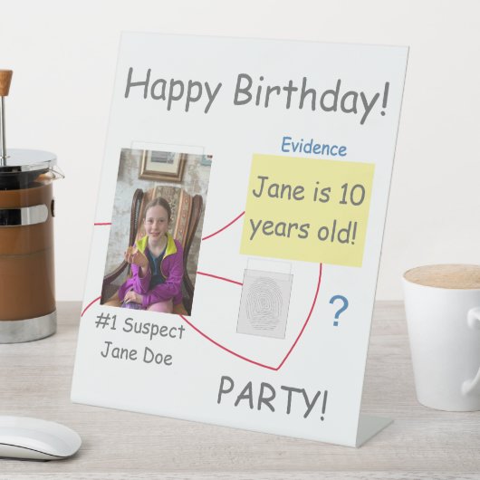 Bewijsraad voor Mystery Crime Solving Reclamebord Met Voetstuk (Insitu)