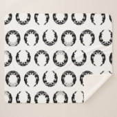 Bewitching Black Crescent Moon Silhouette Sherpa Deken (Voorkant (horizontaal))