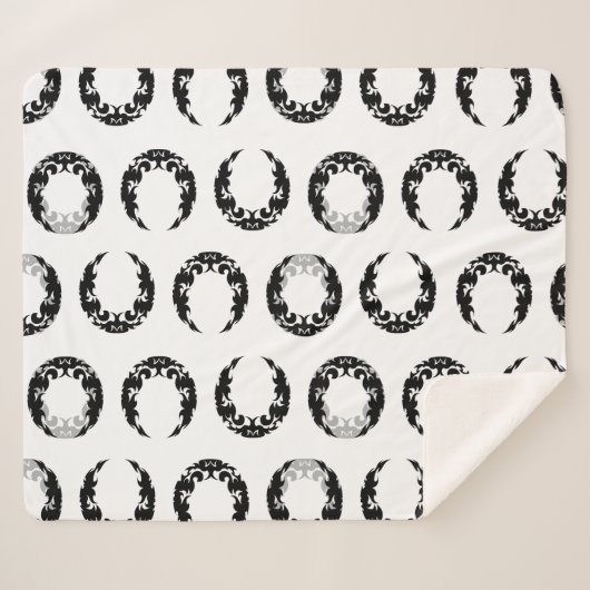 Bewitching Black Crescent Moon Silhouette Sherpa Deken (Voorkant (horizontaal))