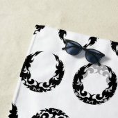 Bewitching Black Crescent Moon Silhouette Strandlaken (In situ)