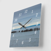 Bewolkt bij Whitefish Bay Wall Clock Vierkante Klok (Hoek)