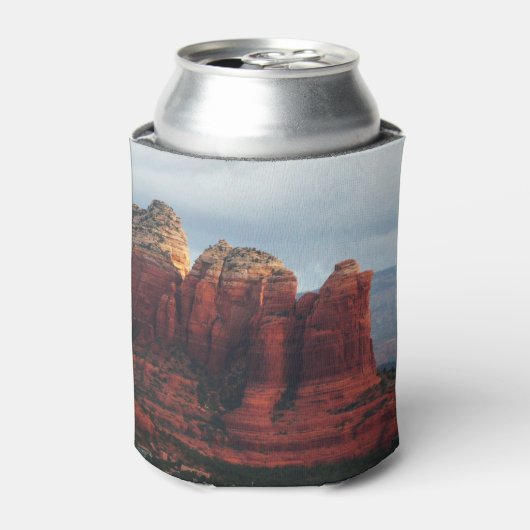 Bewolkte Coffee Pot Rock in Sedona Arizona Blikjeskoeler (Blikje Voorkant)