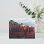 Bewolkte Coffee Pot Rock in Sedona Arizona Briefkaart (Staand voorkant)
