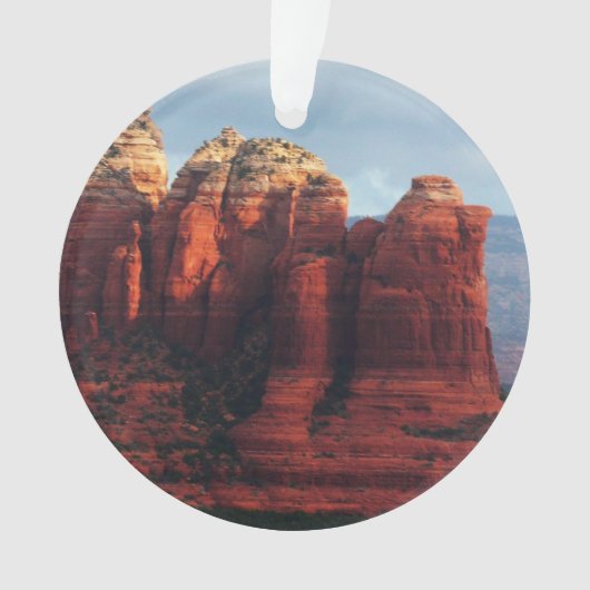 Bewolkte Coffee Pot Rock in Sedona Arizona Ornament (voorkant)