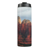 Bewolkte Coffee Pot Rock in Sedona Arizona Thermosbeker (Voorkant)
