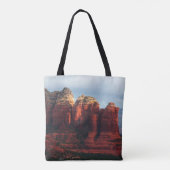Bewolkte Coffee Pot Rock in Sedona Arizona Tote Bag (Achterkant)