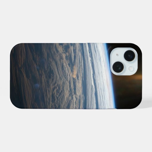 Bewolkte formaties in de Zuid-Indische Oceaan. iPhone 15 Case (Achterkant horizontaal)