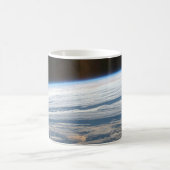 Bewolkte formaties in de Zuid-Indische Oceaan. Koffiemok (Center)