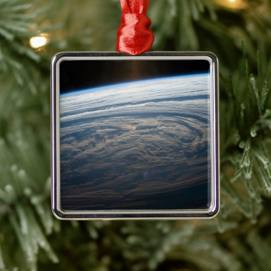 Bewolkte formaties in de Zuid-Indische Oceaan. Metalen Ornament (Boom)