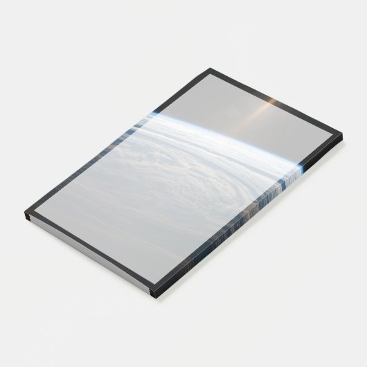 Bewolkte formaties in de Zuid-Indische Oceaan. Post-it® Notes (Schuin)