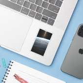 Bewolkte formaties in de Zuid-Indische Oceaan. Sticker (Laptop met iPhone)