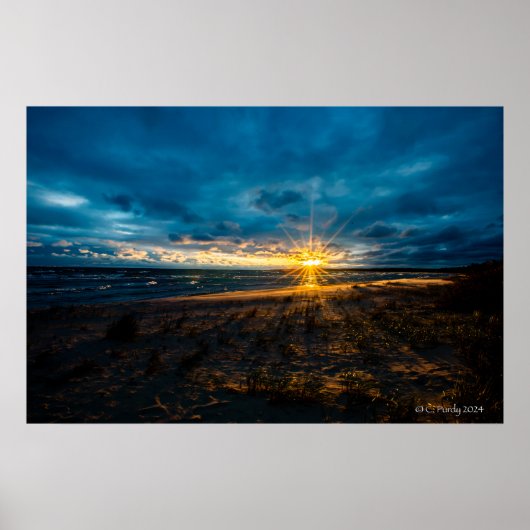 bewolkte Herfst zonsopgang boven Hammond Bay Poster (Voorkant)