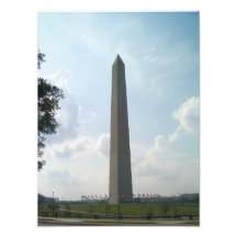Bewolkte lucht en Washington Monument