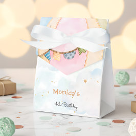 Bewolkte lucht hete luchtballonnen kinderen verjaa bedankdoosjes