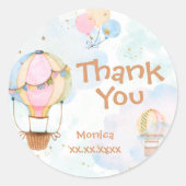 Bewolkte lucht hete luchtballonnen kinderen verjaa ronde sticker (Voorkant)