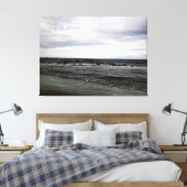 Bewolkte Oceaankust Canvas Afdruk (Insitu (Slaapkamer))