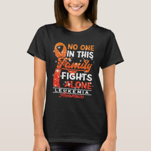 Bewustwording I Niemand in deze familie vecht alle T-shirt