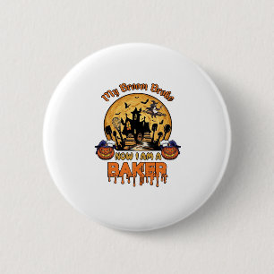 Bezem Gebroken Bakker Halloween Heks Chef Pompoen_ Ronde Button 5,7 Cm