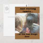 Bezoekende familie bij het Briefkaart van de diere (Voorkant / Achterkant)