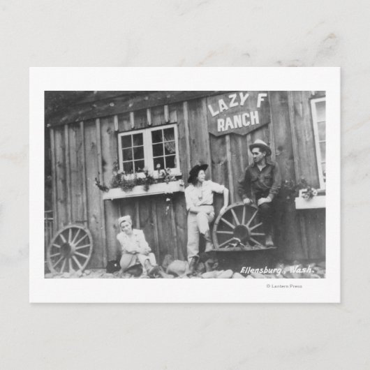 Bezoekers buiten een Lazy F Ranch Bldg Briefkaart (Voorkant)