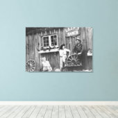 Bezoekers buiten een Lazy F Ranch Bldg Canvas Afdruk (Insitu (Houten vloer))