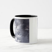 Bezymianny Volcano vertoont een bescheiden pluim Mok (Voorkant links)